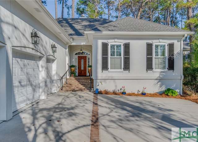 Property at 13 Highgate Ln, Savannah, GA 31411, 3 beds, 2 baths