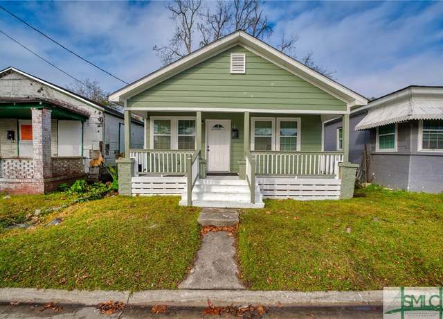 Property at 219 Eagle St, Savannah, GA 31415, 3 beds, 1 bath