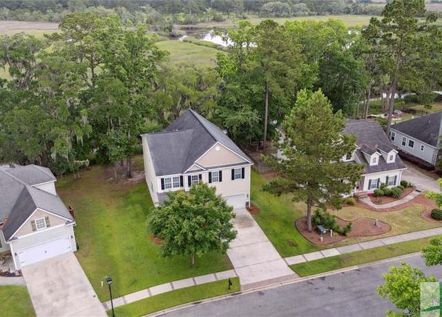 Property at 220 Mosswood Dr, Savannah, GA 31405, 4 beds, 2.5 baths