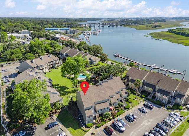 Property at 3005 River Dr Unit 209 B, Savannah, GA 31404, 2 beds, 2.5 baths