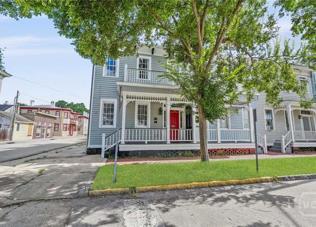 Property at 224 W Park Ave, Savannah, GA 31401, 2 beds, 2.5 baths