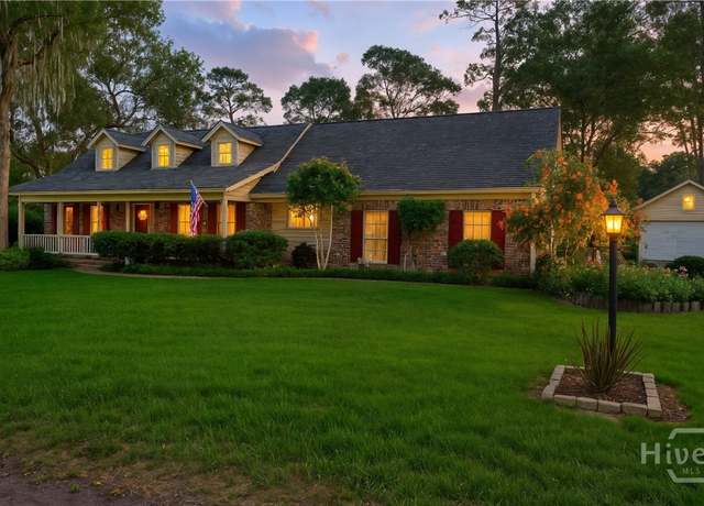 Property at 114 Melrose Ave, Savannah, GA 31410, 4 beds, 2.5 baths