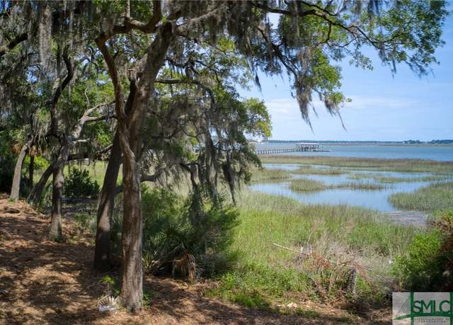 Property at 9 Longbridge Rd, Savannah, GA 31410