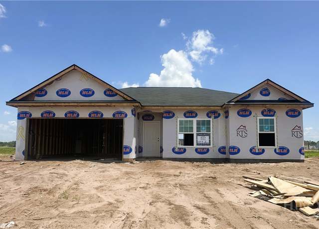Property at 1007 Buckhead Loop SE, Allenhurst, GA 31301, 4 beds, 2 baths
