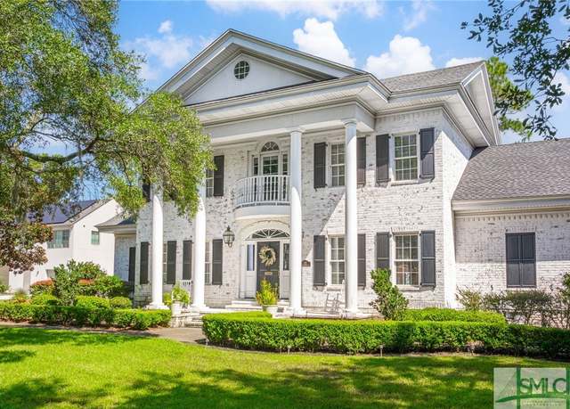 Property at 720 E Victory Dr, Savannah, GA 31405, 5 beds, 5 baths