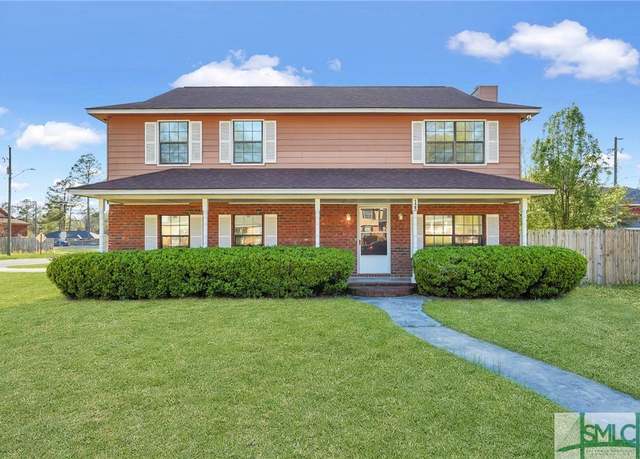 Property at 725 Charlotte Ct, Hinesville, GA 31313, 4 beds, 2 baths