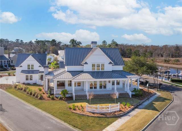 Property at 630 Ogeechee Ln, Richmond Hill, GA 31324, 5 beds, 5.5 baths