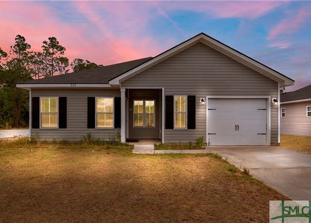 Property at 333 Grayson Ave, Hinesville, GA 31313, 3 beds, 2 baths