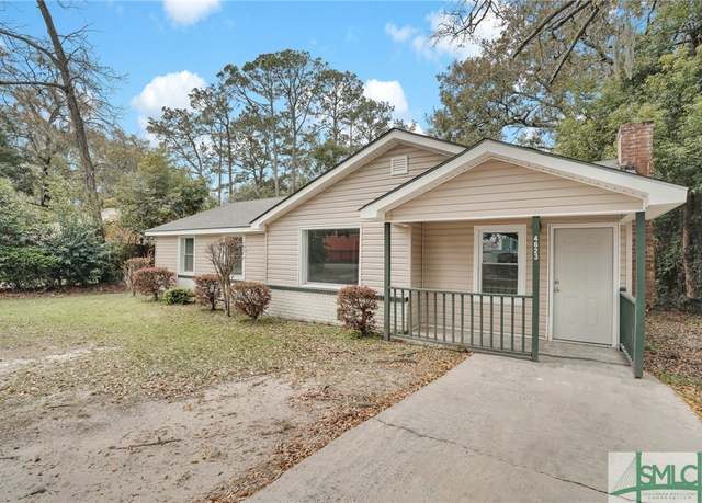 Property at 4623 Skidaway Rd, Savannah, GA 31404, 4 beds, 2 baths