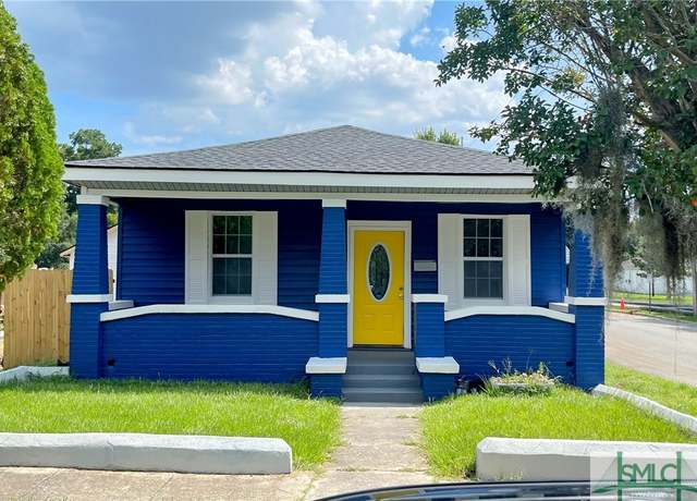 Property at 801 Rockefeller St, Savannah, GA 31401, 4 beds, 3 baths