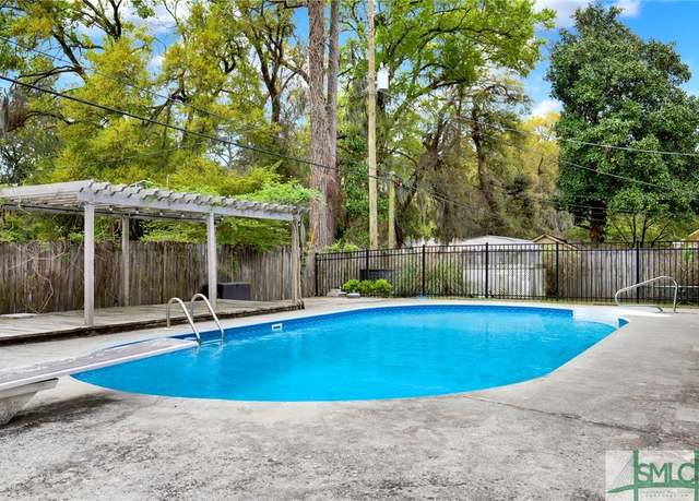 Property at 13 Burnt Tree Rd, Savannah, GA 31419, 4 beds, 3 baths