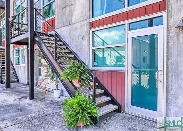 Property at 555 Berrien St Unit B, Savannah, GA 31401, 1 bed, 1 bath
