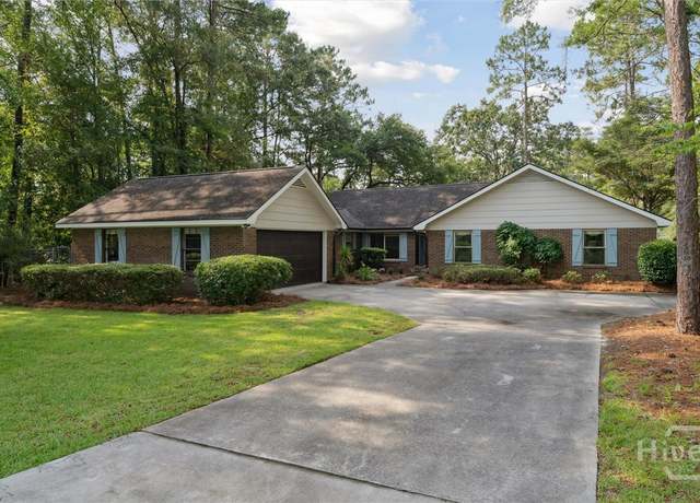Property at 211 Cherokee Trl, Hinesville, GA 31313, 4 beds, 2 baths