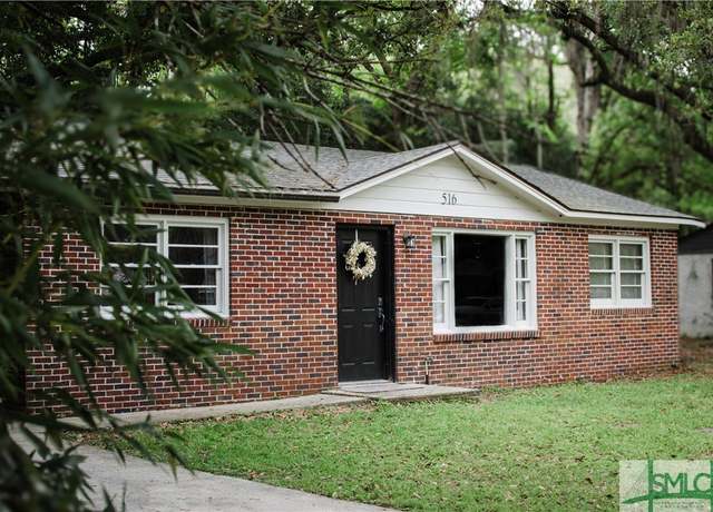 Property at 516 Stewart Dr, Hinesville, GA 31313, 2 beds, 1 bath