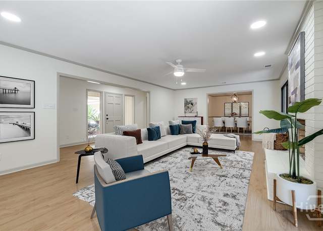 Property at 5 Milledge Ln, Savannah, GA 31411, 3 beds, 2 baths