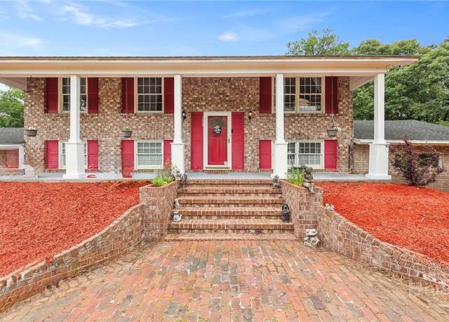 Property at 1025 Mohawk St, Savannah, GA 31419, 4 beds, 2.5 baths