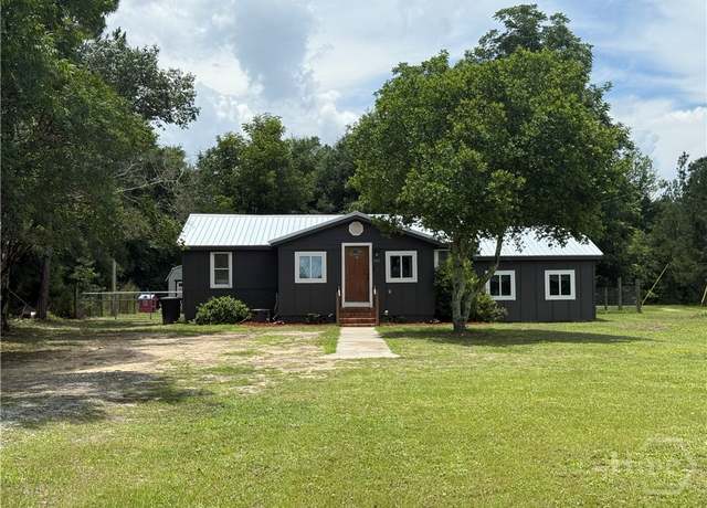 Property at 3052 Effingham Hwy, Sylvania, GA 30467, 3 beds, 2 baths