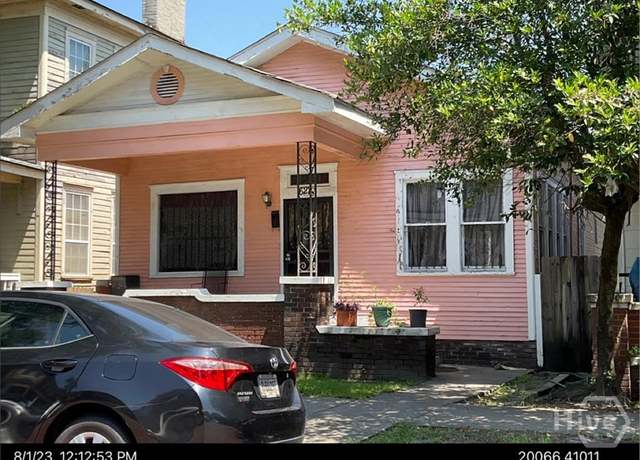 Property at 622 W 36th St, Savannah, GA 31415, 3 beds, 1 bath
