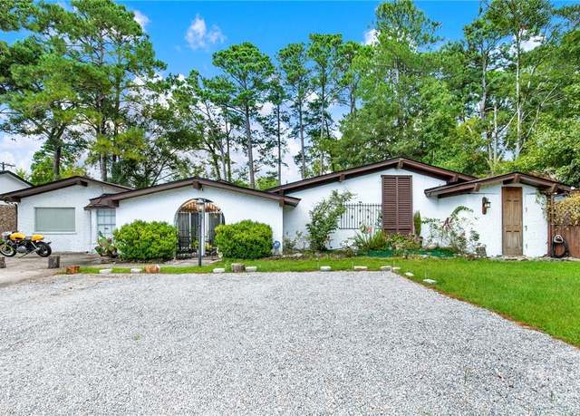 Property at 618 Tibet Ave, Savannah, GA 31406, 6 beds, 4 baths