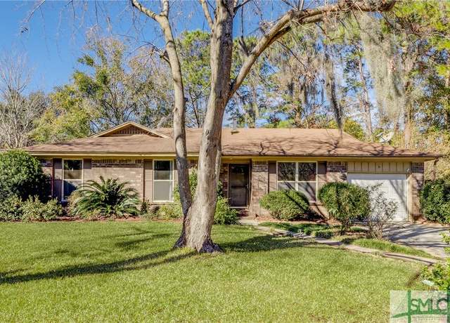 Property at 9 Mulberry Ct, Savannah, GA 31406, 3 beds, 2 baths