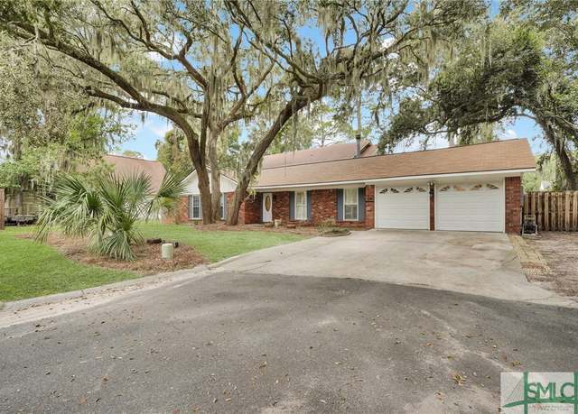 Property at 46 River Oaks Rd, Savannah, GA 31410, 5 beds, 5 baths