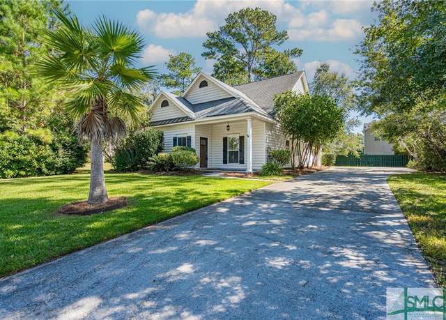 Property at 75 Golden Rod Loop, Richmond Hill, GA 31324, 4 beds, 2.5 baths