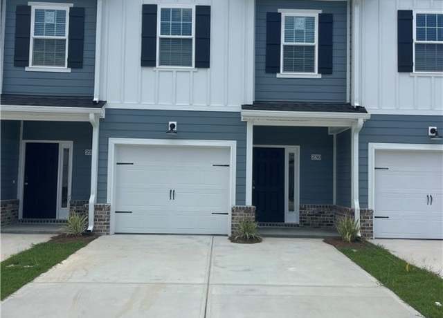 Property at 230 Lusk Ln, Pooler, GA 31322, 3 beds, 2.5 baths