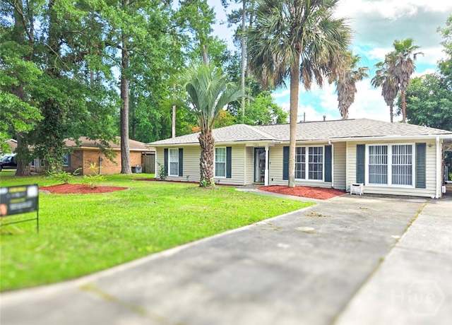 Property at 114 Piercefield Dr, Richmond Hill, GA 31324, 3 beds, 2 baths