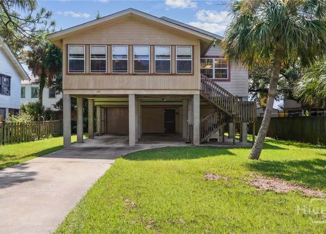 Property at 712 Jones Ave, Tybee Island, GA 31328, 2 beds, 2.5 baths