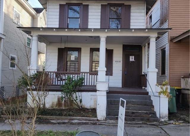 Property at 1111 E 31st St, Savannah, GA 31404, 3 beds, 2 baths