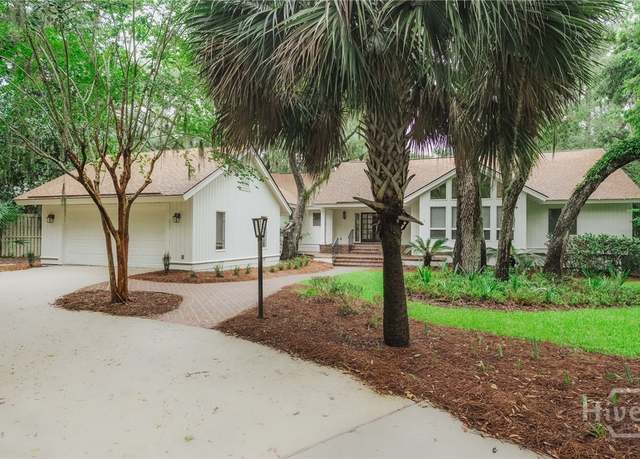 Property at 6 Pelham Rd, Savannah, GA 31411, 3 beds, 2.5 baths
