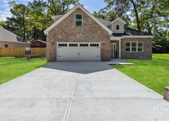 Property at 130 N Skinner Ave, Pooler, GA 31322, 5 beds, 4 baths