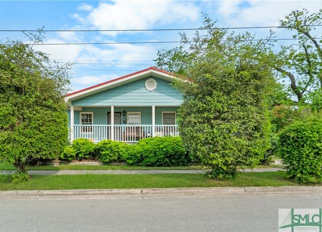 Property at 747 E Gwinnett St, Savannah, GA 31401, 10 beds, 4 baths