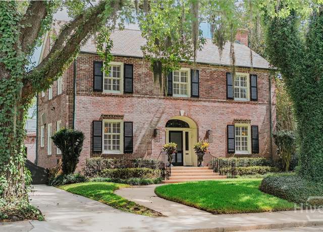 Property at 420 E 45th St, Savannah, GA 31405, 4 beds, 3.5 baths