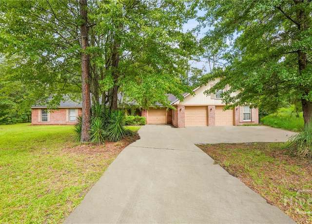 Property at 27 S Huntington Ct, Richmond Hill, GA 31324, 4 beds, 3 baths
