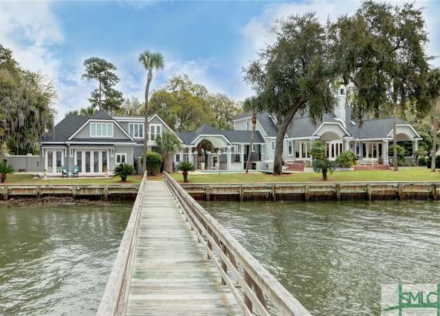 Property at 27 Modena Island Dr, Savannah, GA 31411, 6 beds, 7 baths