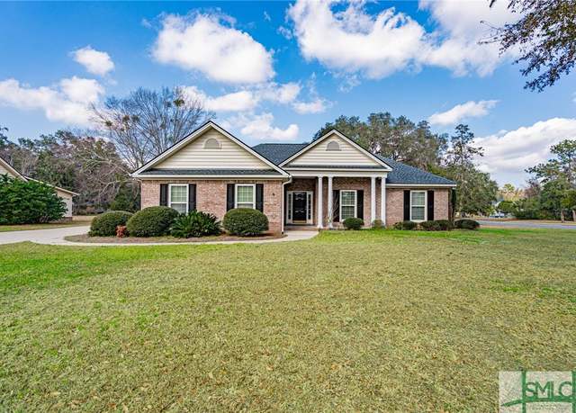 Property at 91 Mcduffie Dr, Richmond Hill, GA 31324, 3 beds, 2 baths