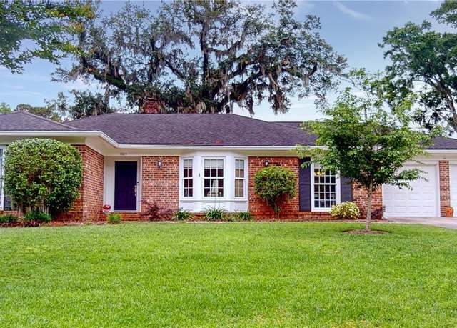Property at 1605 Fox Hall Rd, Savannah, GA 31406, 4 beds, 3.5 baths