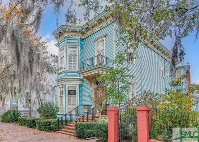 Property at 207 E Gwinnett St, Savannah, GA 31401, 6 beds, 5 baths