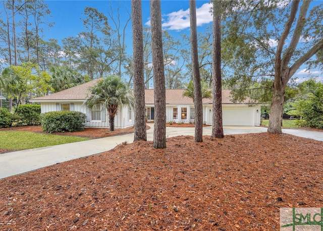 Property at 33 Monastery Rd, Savannah, GA 31411, 4 beds, 2 baths