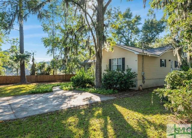 Property at 5109 La Roche Ave, Savannah, GA 31404, 3 beds, 2 baths