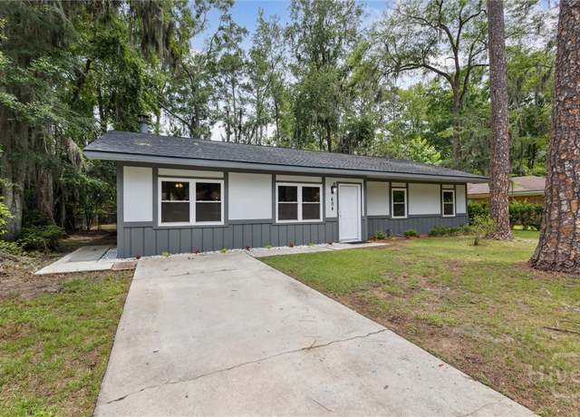 Property at 604 Heritage Dr, Hinesville, GA 31313, 5 beds, 2 baths
