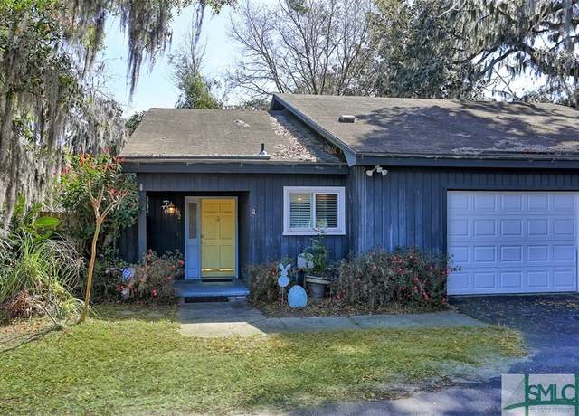 Property at 102 Bent Oaks Dr, Savannah, GA 31404, 2 beds, 2 baths