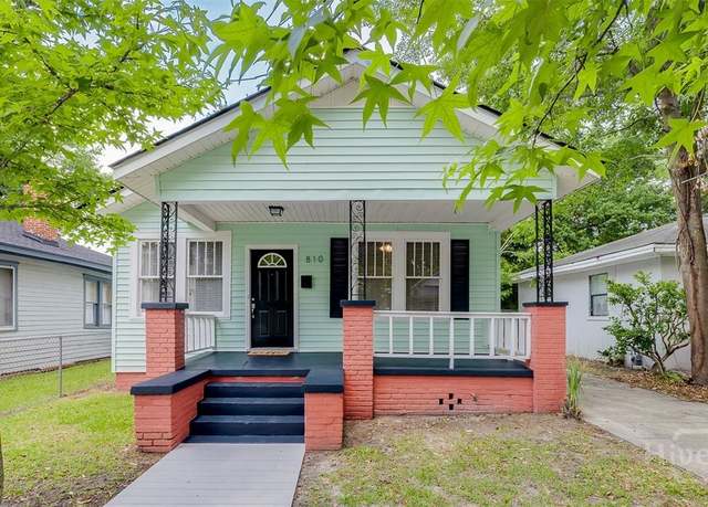 Property at 810 34th St, Savannah, GA 31401, 3 beds, 1 bath