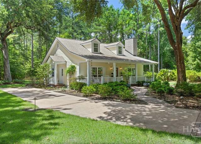Property at 332 Cranston Bluff Rd, Richmond Hill, GA 31324, 2 beds, 1 bath