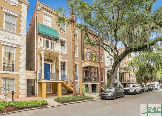 Property at 16 E Taylor St, Savannah, GA 31401, 5 beds, 4 baths