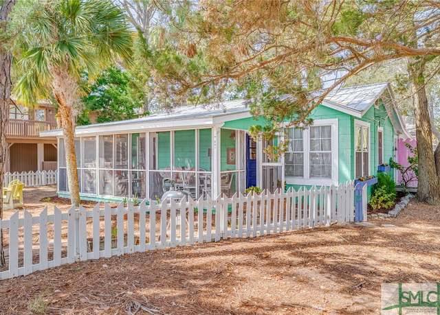 Property at 501 Jones Ave, Tybee Island, GA 31328, 2 beds, 1 bath
