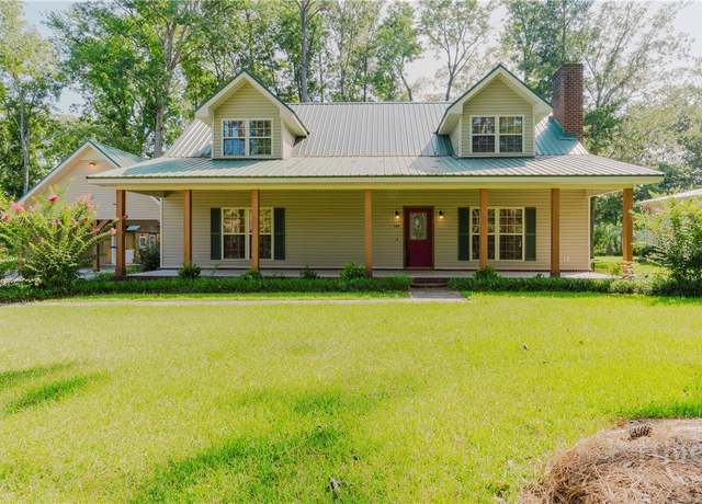 Property at 130 Seines Landing Dr, Springfield, GA 31329, 4 beds, 2.5 baths