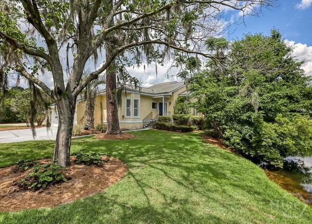 Property at 2 Riding Ln, Savannah, GA 31411, 3 beds, 3 baths