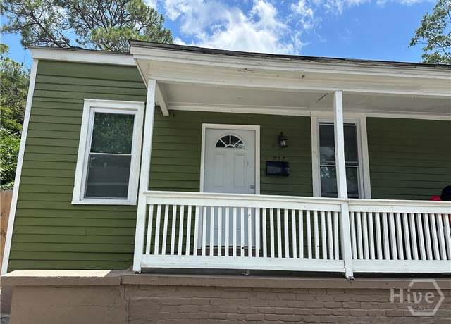 Property at 817 W 38th St, Savannah, GA 31415, 10 beds, 2 baths